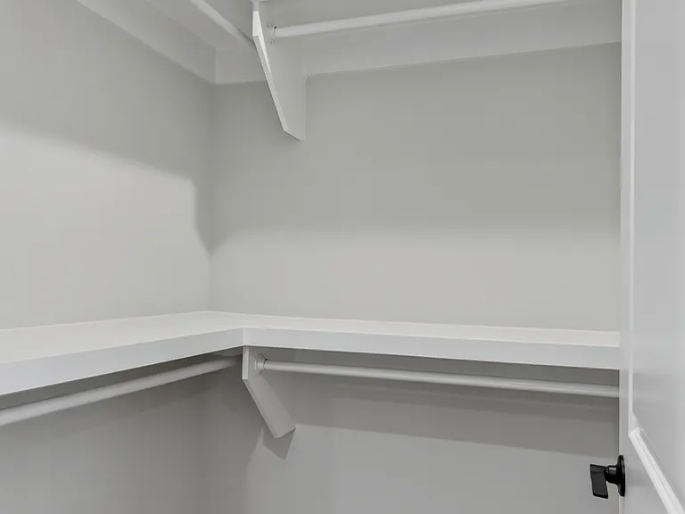 344 S Walnut Ave — Photo 18