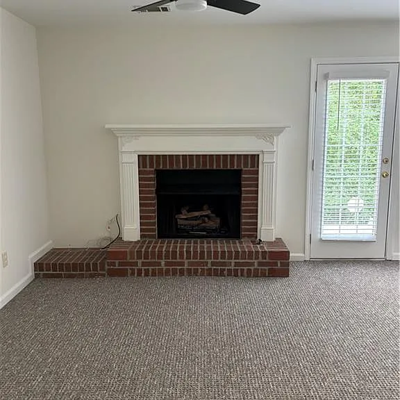 4824 Jenny Dr — Photo 4