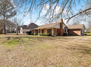 100 S Hill St, Pilot Pt, TX 76258