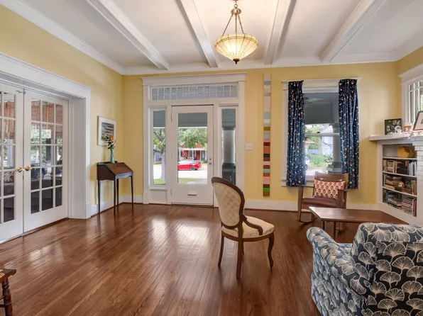 1817 Fairmount Ave, Fort Worth, TX 76110