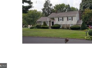 467 Jefferson Dr, Southampton, PA 18966