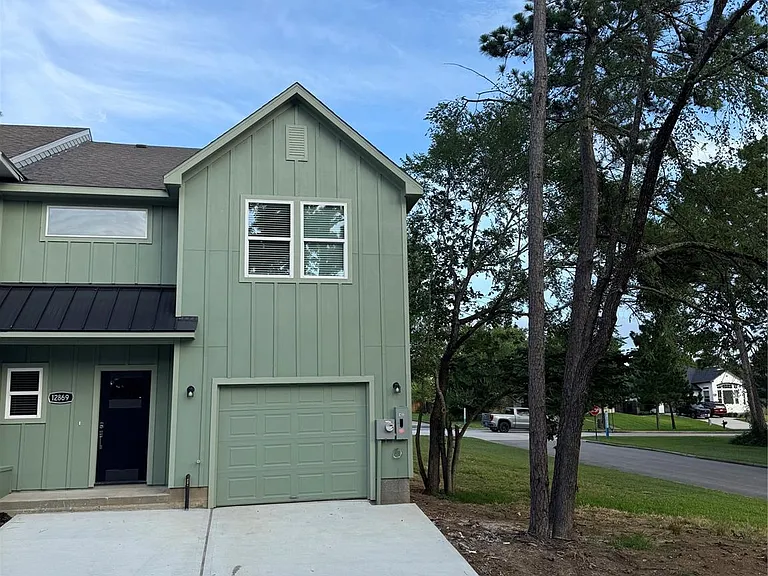 12869 Andromeda Ct — Photo 2