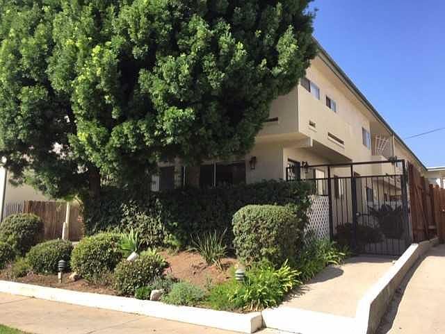 1st image of 11743 Mayfield Ave APT 1