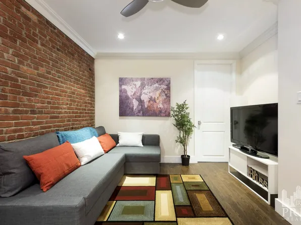 339 East 75th Street image 3 of 12