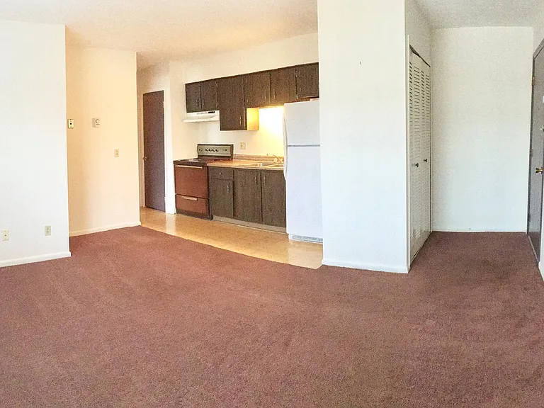 Oak Glen Apartments — Photo 5