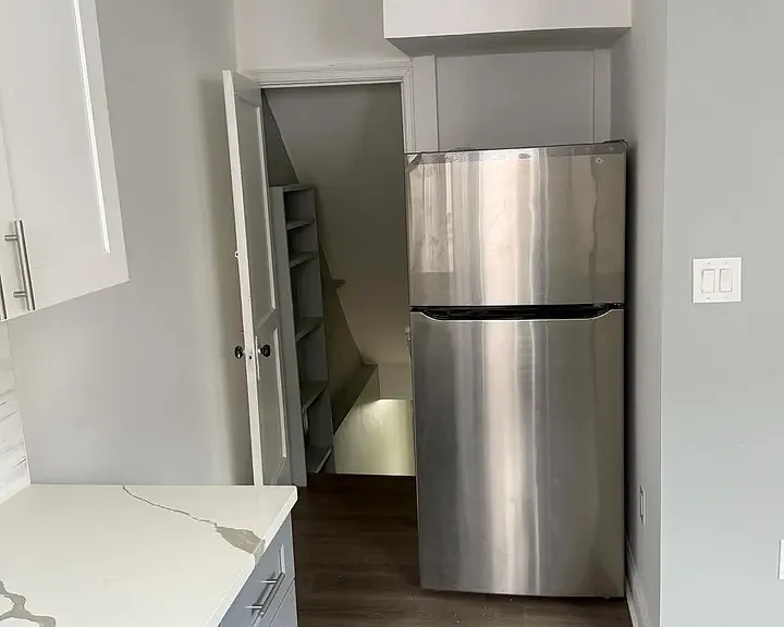 1353 Fanshawe St #1 — Photo 6