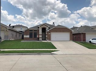 920 Reveille Rd, Fort Worth, TX 76108