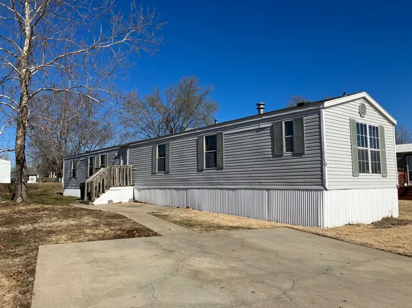 3323 Iowa St Lot 529, Lawrence, KS 66046