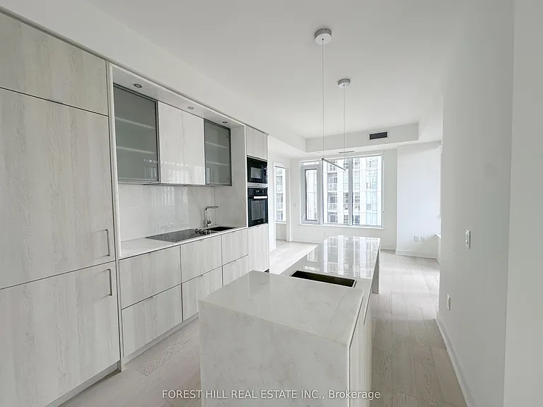 11 Yorkville Ave #3307 — Photo 5