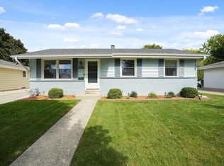 2908 Norwood Dr, Racine, WI 53403