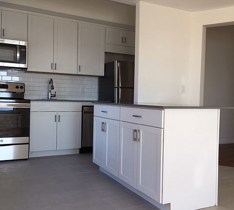 2nd image of 12220 Ocean Promenade APT 5C