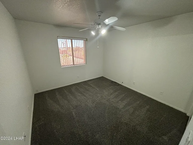 3720 Beachview Dr — Photo 17