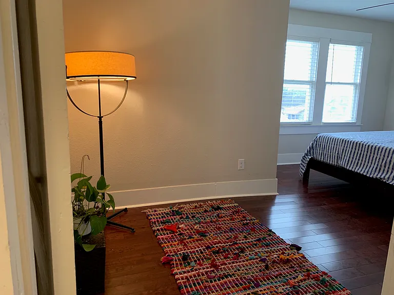 1026 W Gramercy Pl #4 — Photo 21