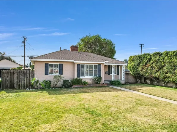 876 W Griswold Rd, Covina, CA 91722