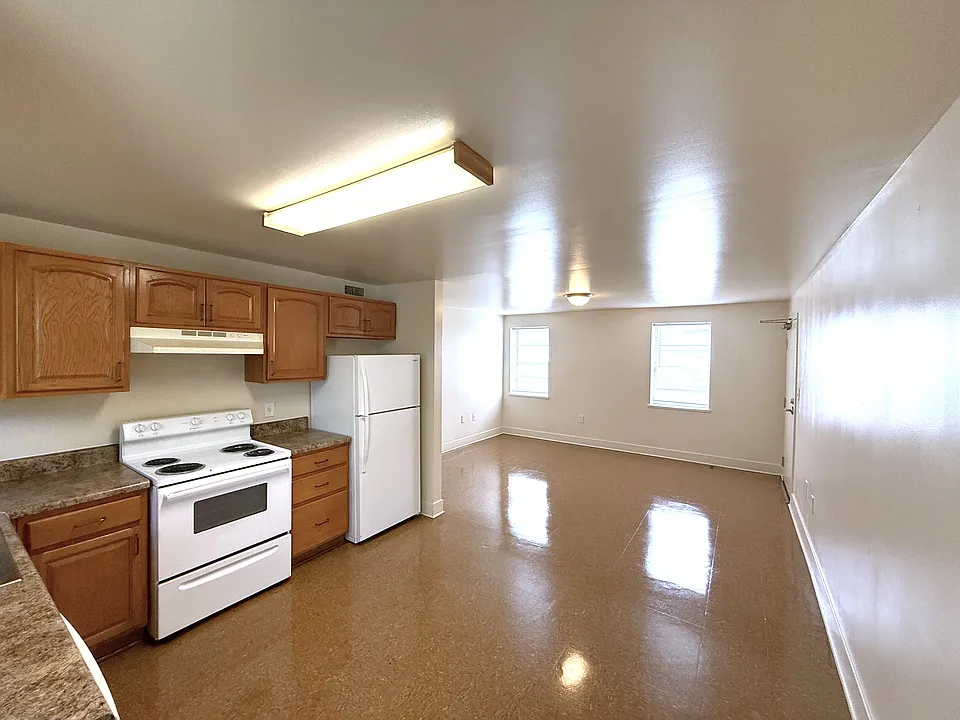 1528 Bluemont Ave SW #121