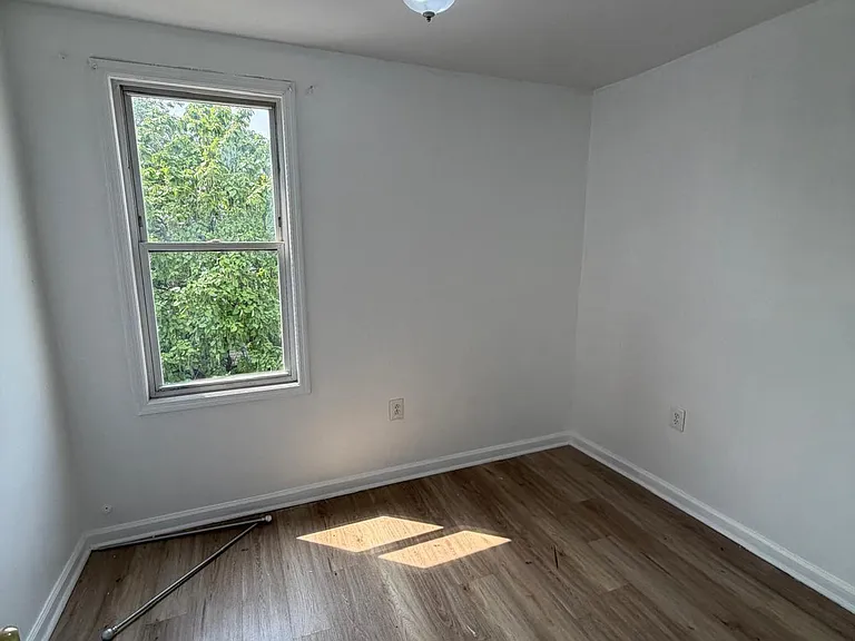 130 Parker St #3A — Photo 7