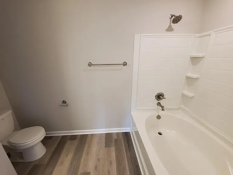 408 Rick McCormick Dr — Photo 7
