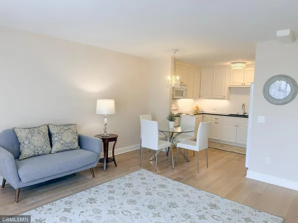 2601 Kenzie Ter APT 228, Saint Anthony, MN 55418