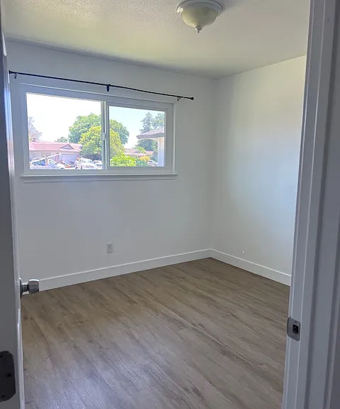 8837 Los Olivas Ct — Photo 14