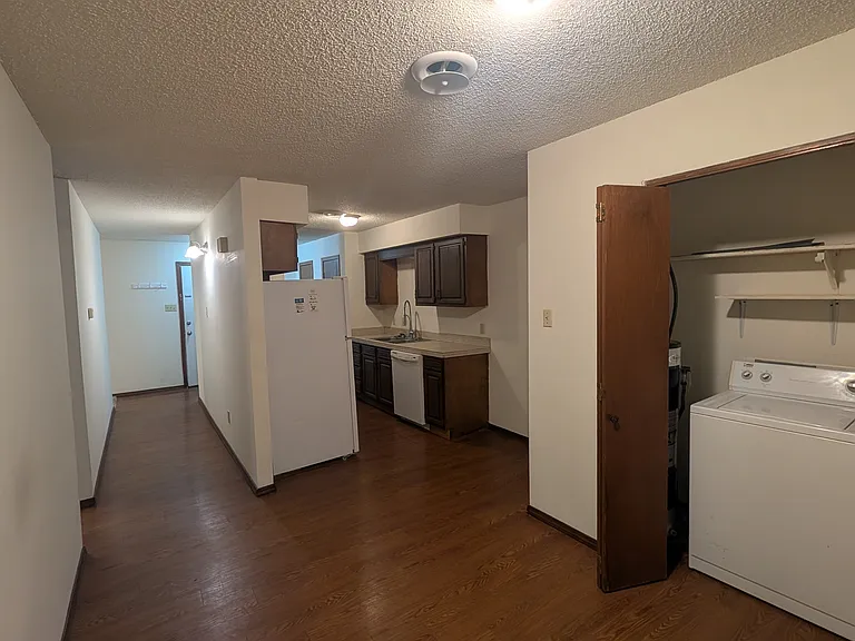 3143 N Old Missouri Rd — Photo 6