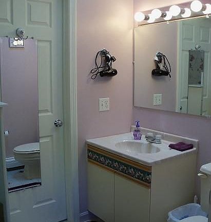 Main Bathroom