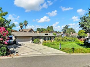 1110 Mulberry Ln, Dixon, CA