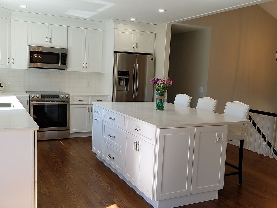 White Shaker Cabinets 