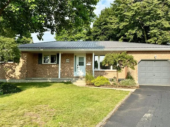 10 Baltic Cir, Norfolk County, ON N0E 1Y0
