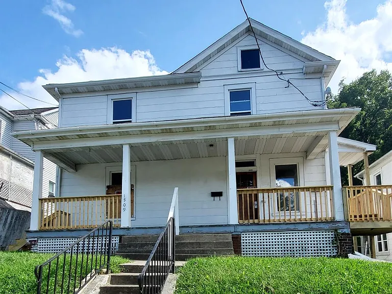 1509 Highland Ave — Photo 1
