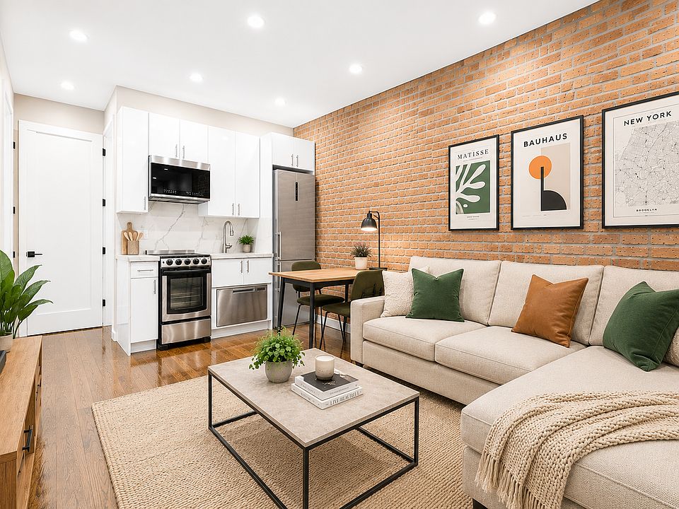 1st image of 140 E 17th St #26