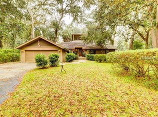 40 Harleston Green Rd, Hilton Head Island, SC 29928