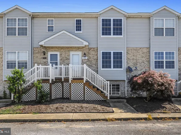 704 Dairy Dr, Smyrna, DE 19977