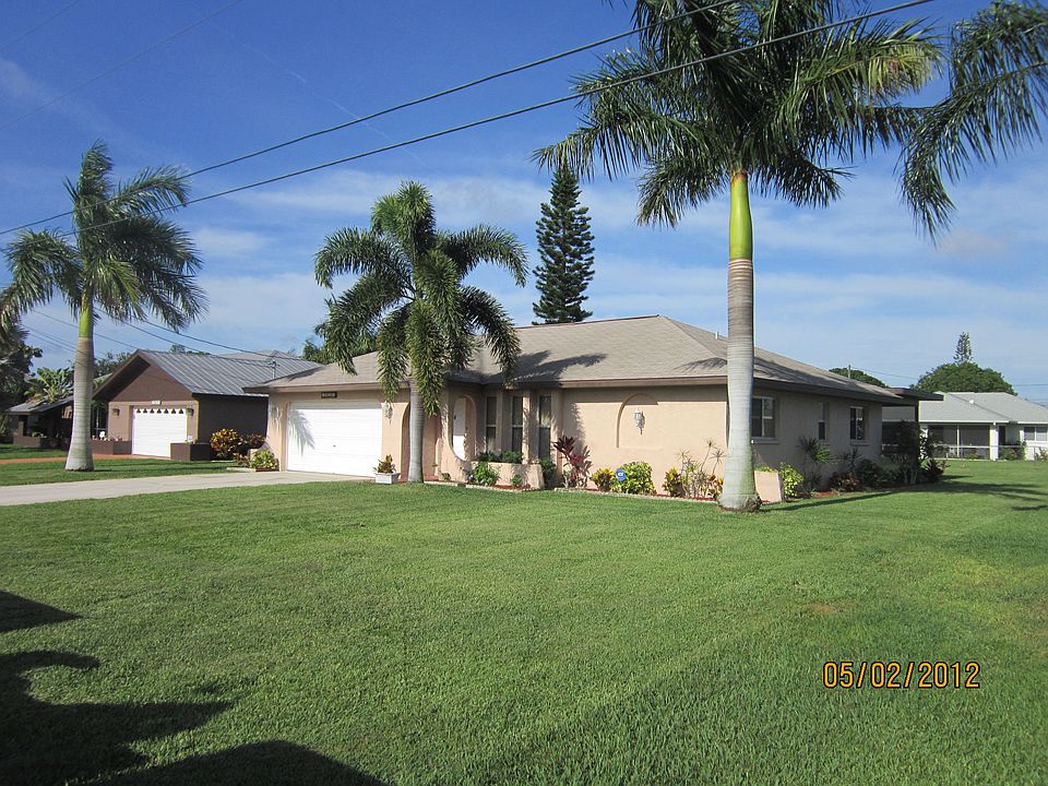 1st image of 1020 SE 18th Pl