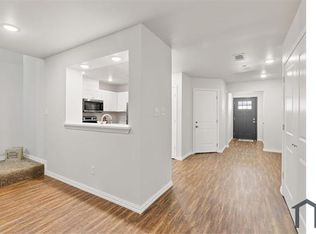 6221 Wilhitte Dr, Arlington, TX 76001