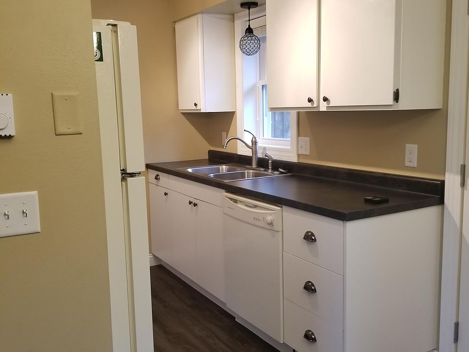 1st image of 778 Dutchman Dr