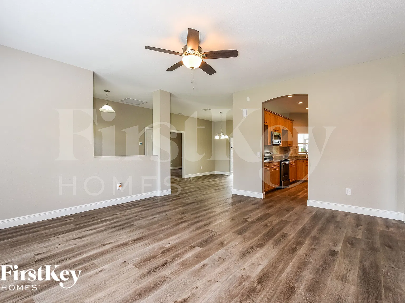 3 bed, 2.0 bath, 2093 sqft, $1,975 — Photo 4