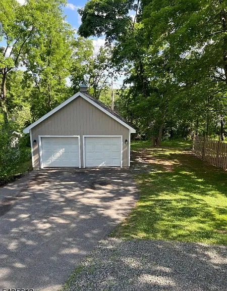 355 Elm St — Photo 21