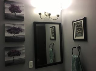 8607 Hennepin Ave, Niagara Falls, NY 14304