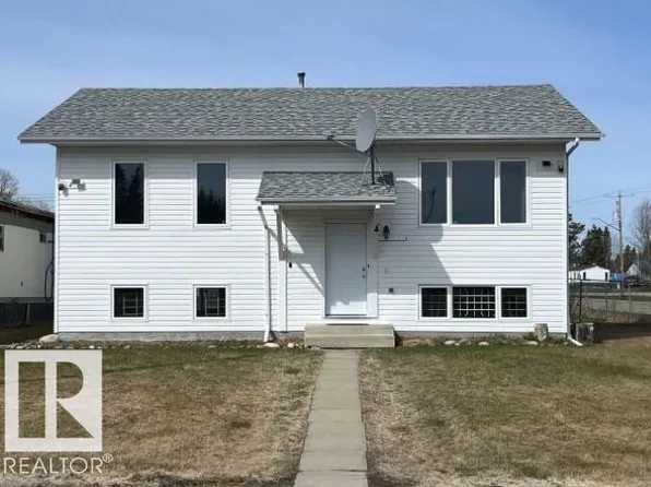 130 1st St, Woodlands County, AB T0E 0B0