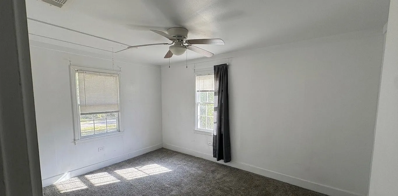 2 bed, 832 sqft, $1,350 — Photo 4