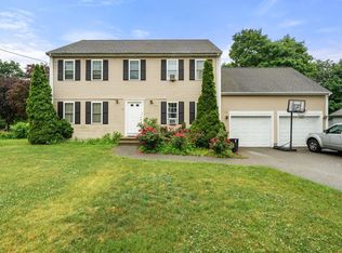 86 Oakland St, Stoughton, MA 02072