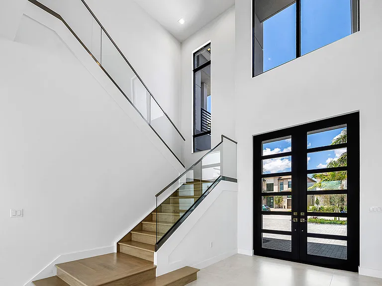 9516 Riverside Park Dr — Photo 30