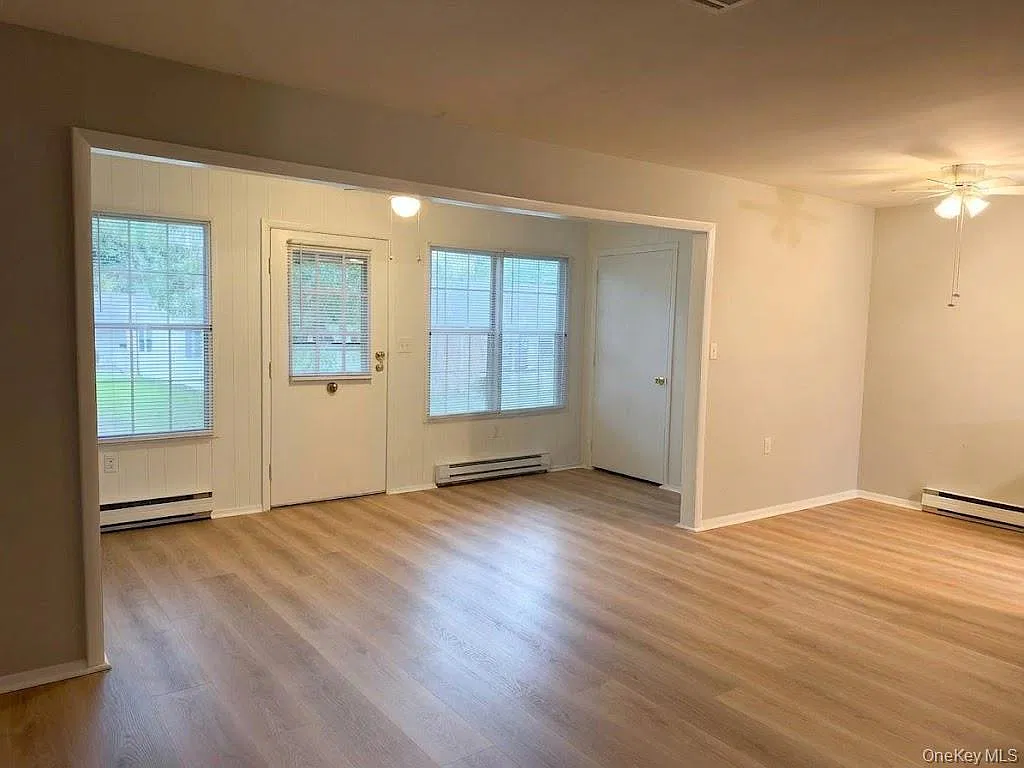 2 bed, 1.0 bath, 874 sqft, $2,450 — Photo 4