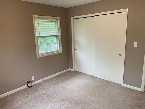 5th image of 8428 Travis Ln APT B