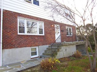 252 Kingston Ave, Yonkers, NY 10701