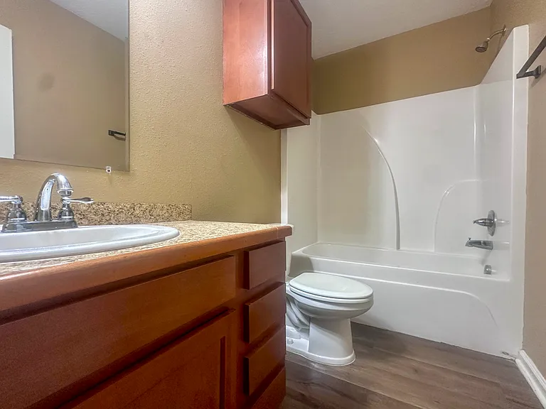 Bath 2 - 507 E Lagarange St, Lake Charles La - Listed by Homes for Rent in Lake Charles LA