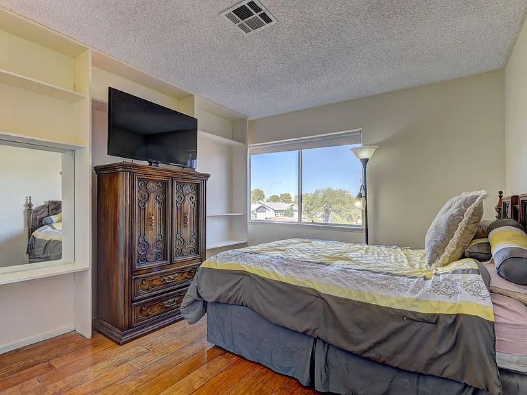 3751 El Camino Rd — Photo 21