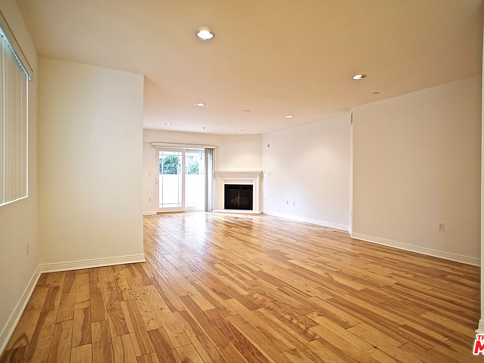 1st image of 1321 Brockton Ave #Penthouse 1