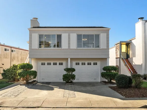 15 Eastridge Cir, Pacifica, CA 94044