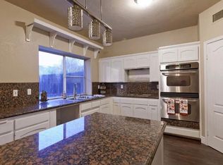 8539 N Barton Ave, Fresno, CA 93720